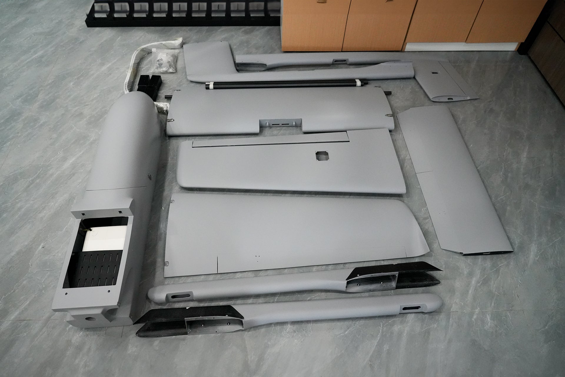 Skyeye UAVSkyeye UAV SVH360P UAV Fixed Wing VTOL Drones EngineUAVMODEL
