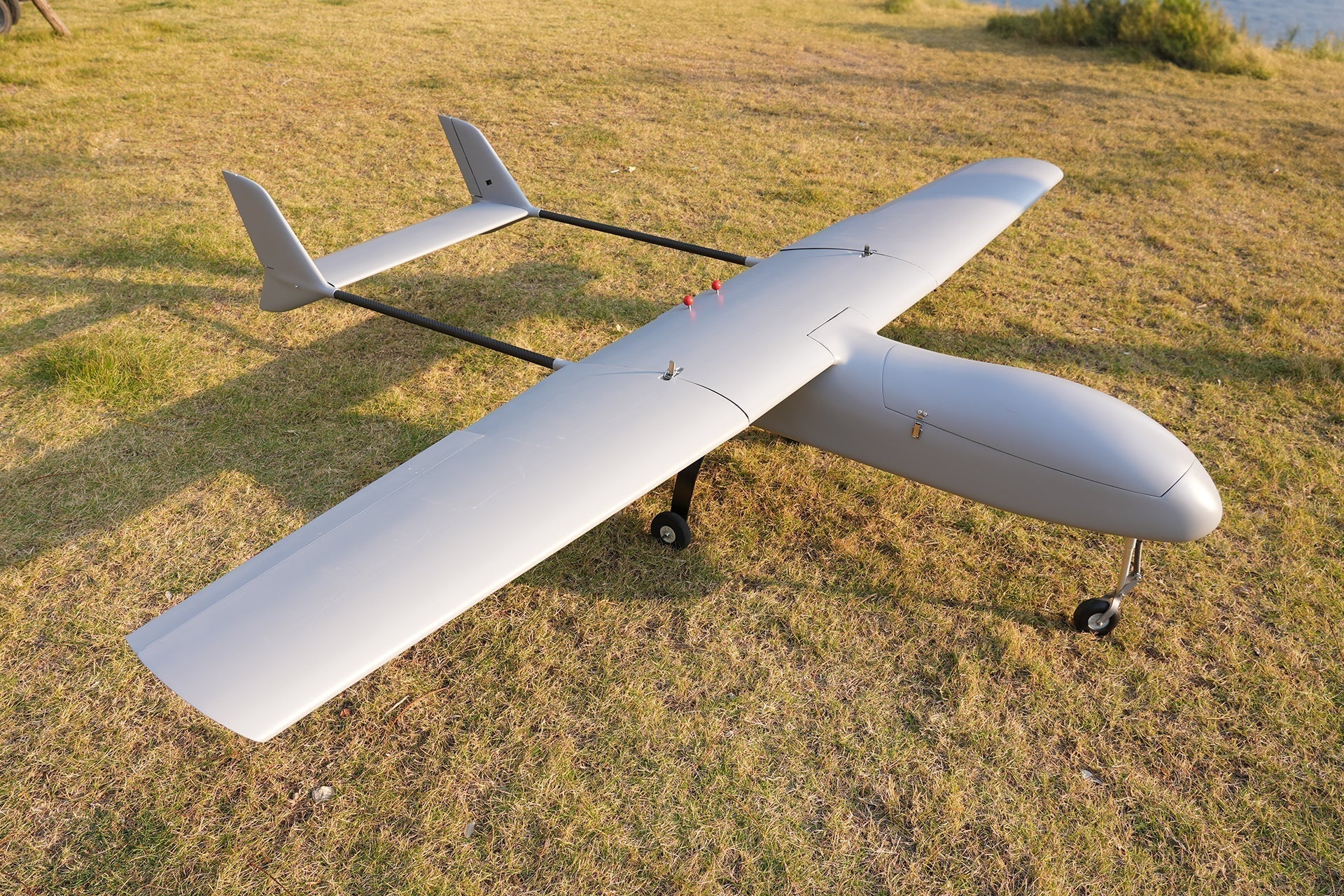Skyeye UAVSkyeye UAV Little SRV260 Fixed Wing Drone Motor H-TailUAVMODEL