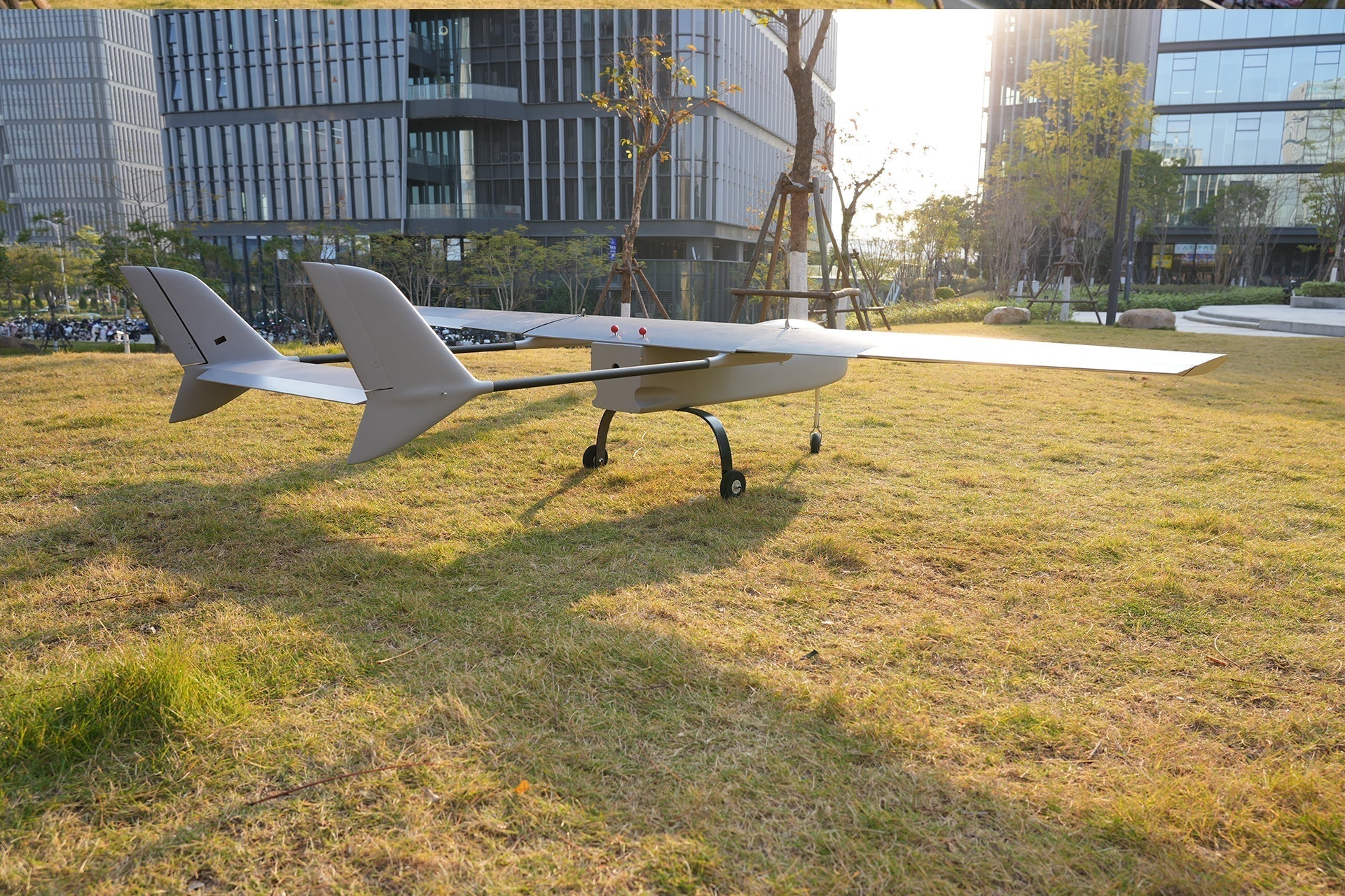 Skyeye UAVSkyeye UAV Little SRV260 Fixed Wing Drone Motor H-TailUAVMODEL