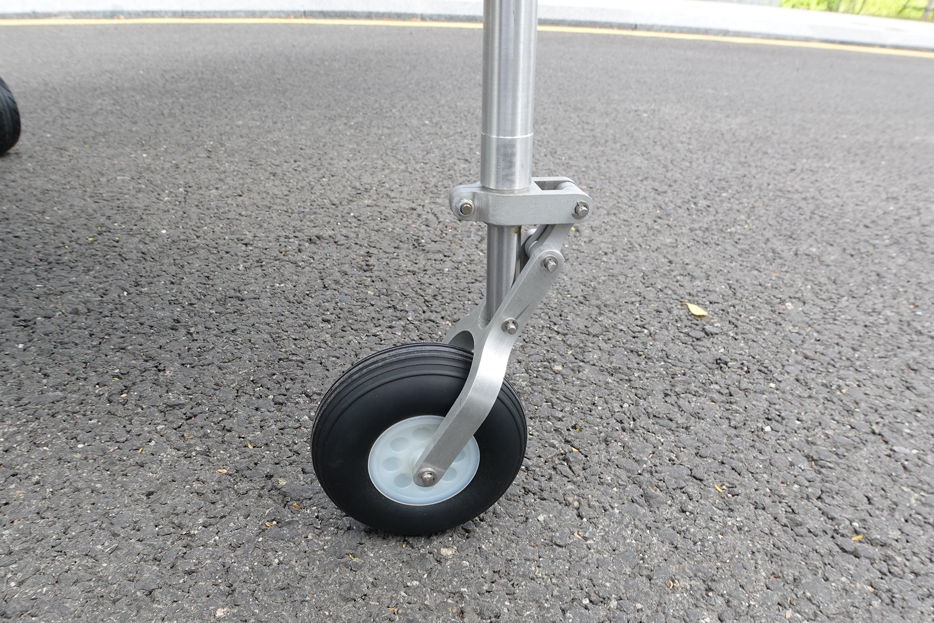 Skyeye UAVSkyeye UAV SKY36 Fixed Wing Drone Engine H-TailUAVMODEL